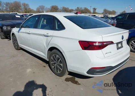 2024 Volkswagen Jetta 1.5T S z USA, uszkodzony, nr VIN 3VW5M7BU9RM004493